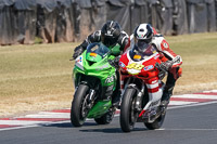 donington-no-limits-trackday;donington-park-photographs;donington-trackday-photographs;no-limits-trackdays;peter-wileman-photography;trackday-digital-images;trackday-photos